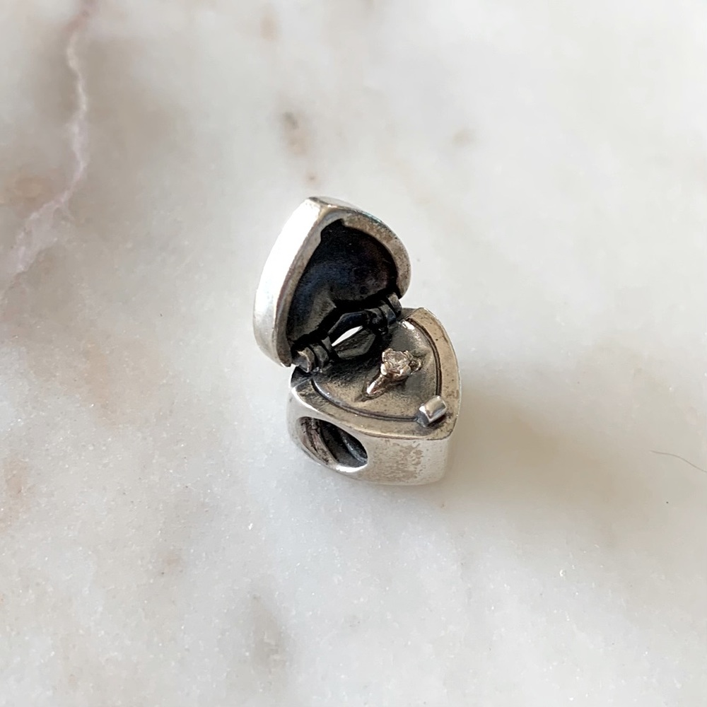 ✨Pandora Charm✨ gold and silver heart ring box